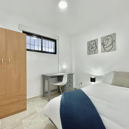 Apartment Lafrenchtouch - Centrico Con Piscina Junto Al Tren