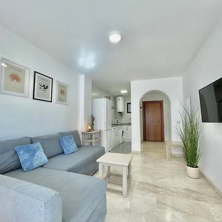 Lafrenchtouch - Centrico Con Piscina Junto Al Tren
