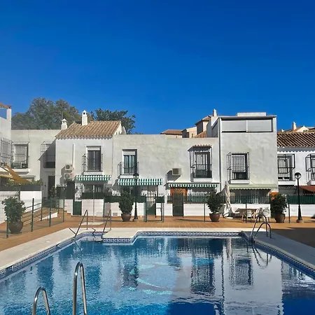 Lafrenchtouch - Centrico Con Piscina Junto Al Tren Apartment