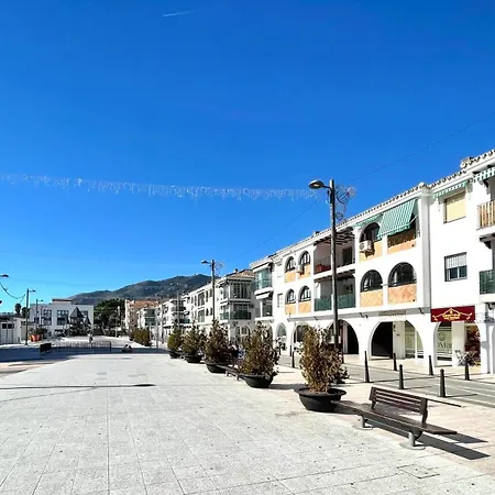 Lafrenchtouch - Centrico Con Piscina Junto Al Tren Apartment Benalmadena
